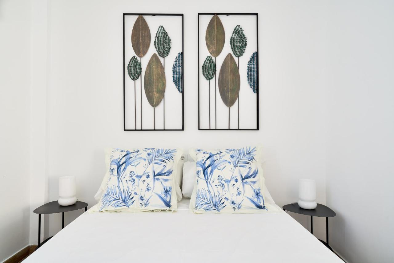 Apartamento En Primera Linea De Playa En La Malagueta Малага Экстерьер фото