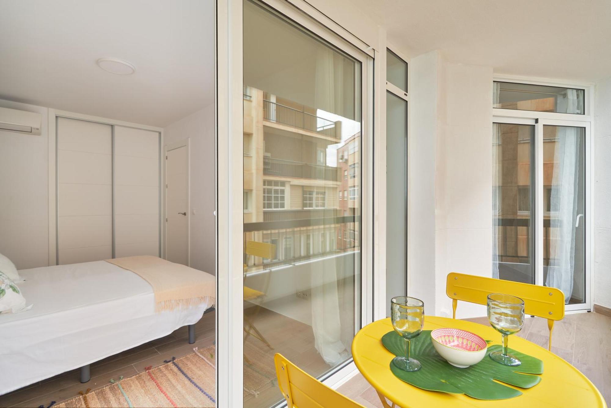 Apartamento En Primera Linea De Playa En La Malagueta Малага Экстерьер фото
